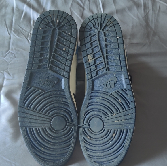 JORDAN 1 OBSIDIAN SIZE 11 Men - Picture 6 of 8